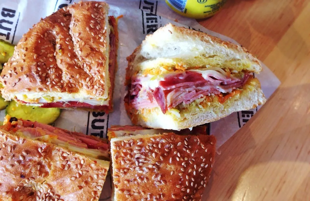 What to Eat in New Orleans, LA | Adventures with Shelby