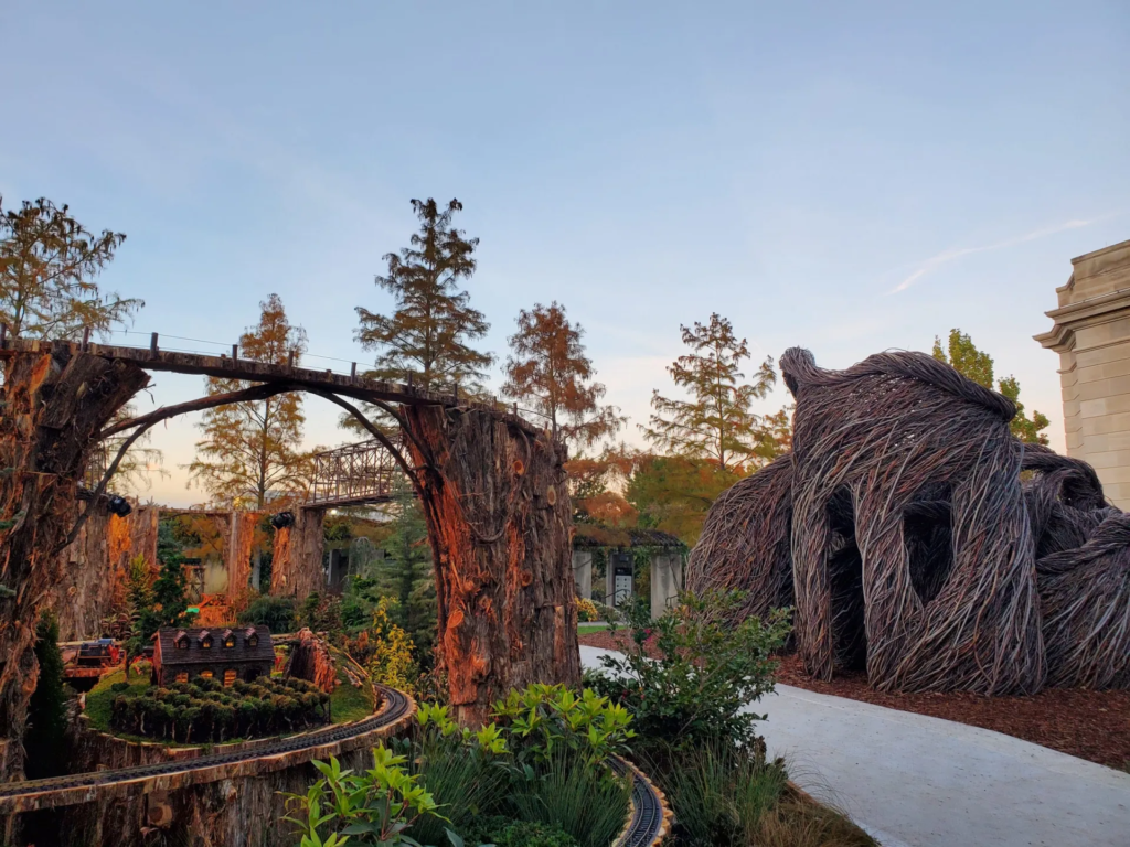 Holiday Train Display - US Botanic Garden | Adventures with Shelby