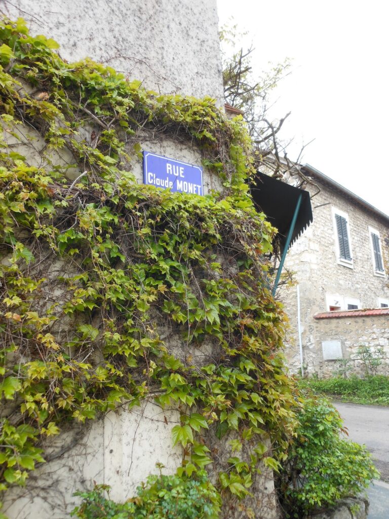 Day Trip from Paris: Monet's Gardens in Giverny, France | Adventures with Shelby