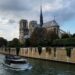 Île de la Cité: A Walking Guide to the Historic Heart of Paris